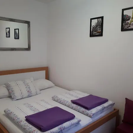 Mi-apartment شقة *