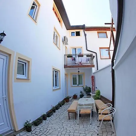 Mi-apartment